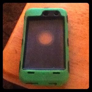 Green/Black iPod touch case!