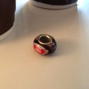 Discontinued pandora bead!