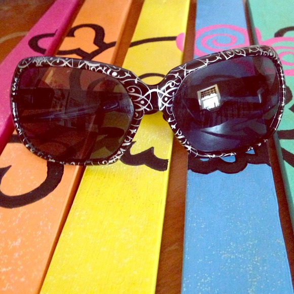 Spy sunglasses