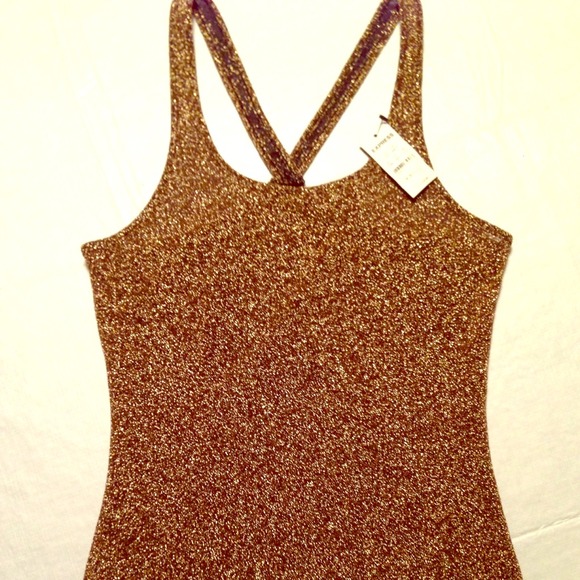 Metallic gold tank