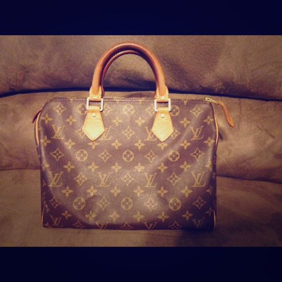 ***SOLD*** Authentic Louis Vuitton Speedy 30