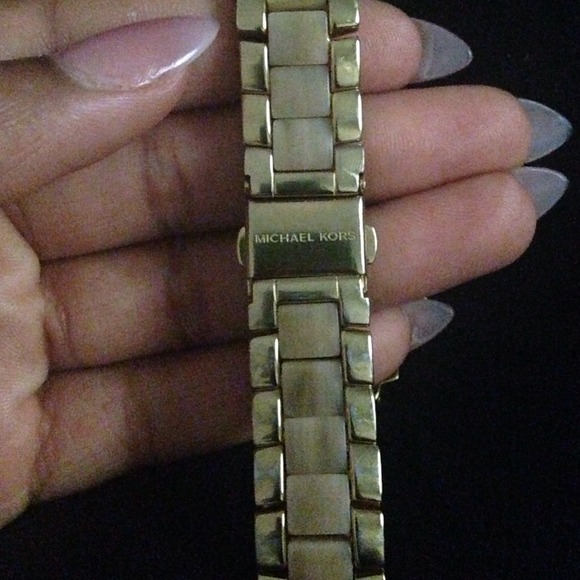 Michael Kors watch for sale $ - Picture 2 of 4