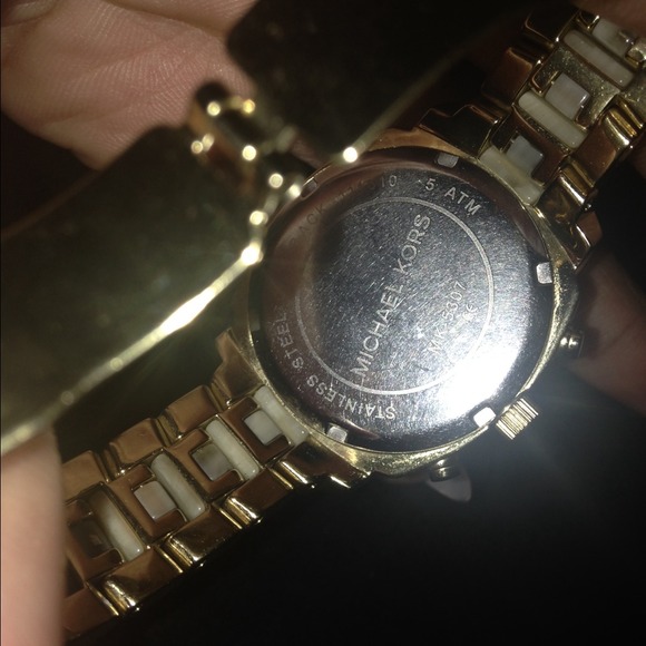 Michael Kors watch for sale $ - Picture 4 of 4