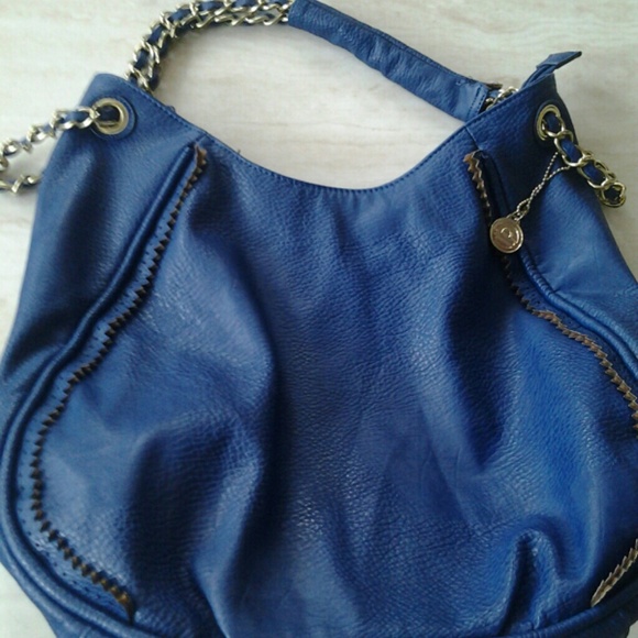 big blue purse