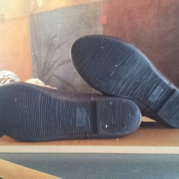 ↓↓  ...Cute leather boots !! - Picture 3 of 4