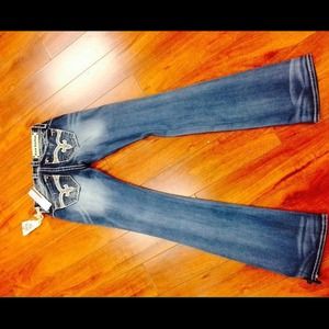 New rock revival Adele boot