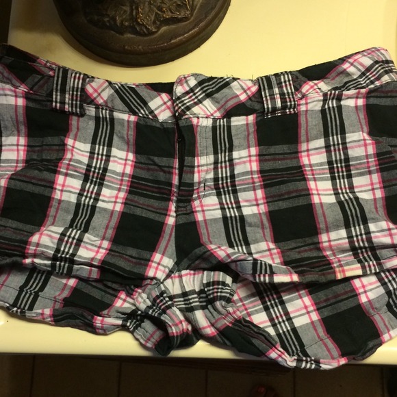 Plaid shorts!