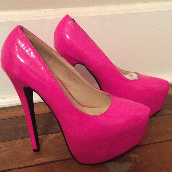 Hot Pink platform pumps size 8.5