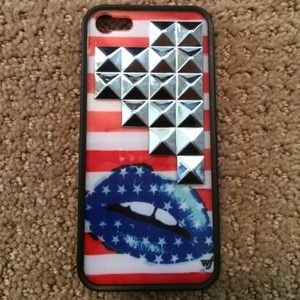 Brand new Wildflower flag/lips iPhone 5/5s case