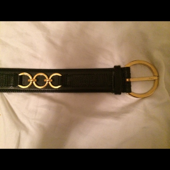 Woman's Salvatore Ferragamo Belt - Picture 3 of 3