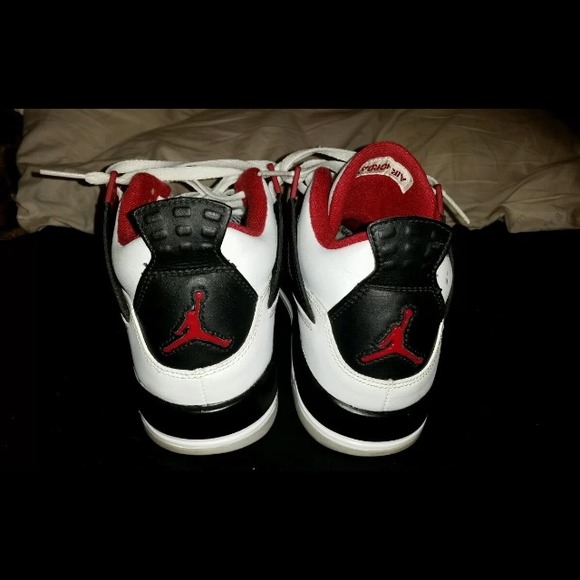 Jordan 5 and 4 bundle - Picture 3 of 3