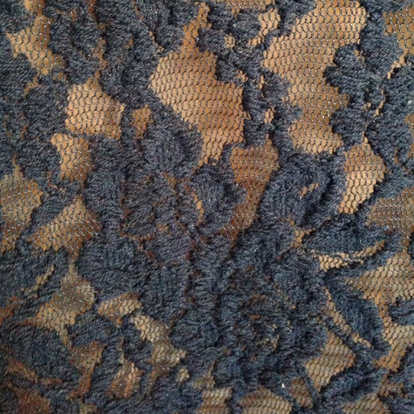 Lace navy top - Picture 2 of 3