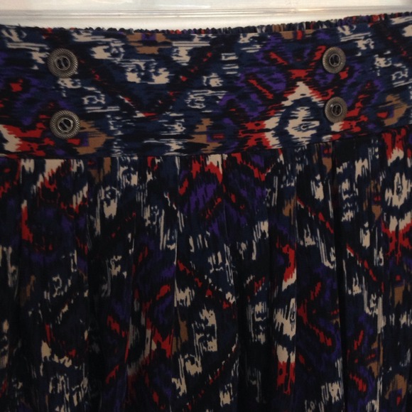 Tribal Print Skirt - Picture 2 of 2