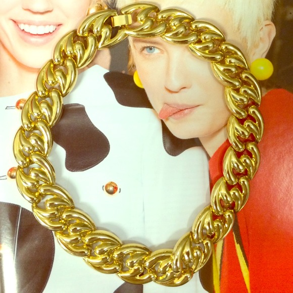 Vintage gold necklace