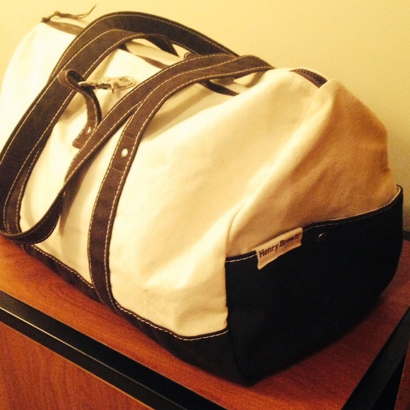 **PRICE REDUCED** Henry Brown Logan duffel bag