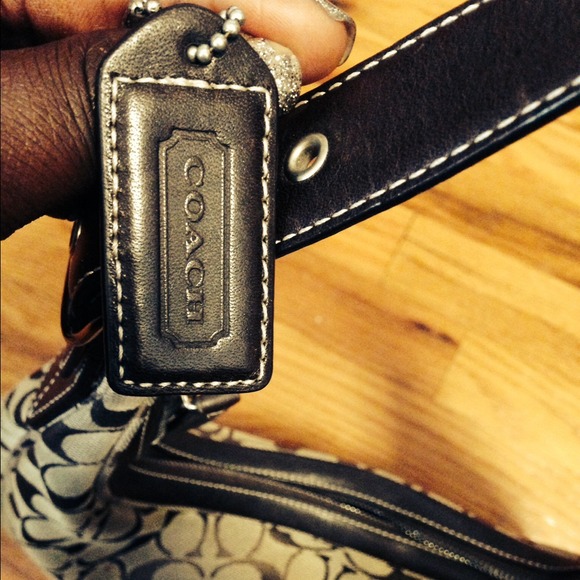Bag - Picture 2 of 4