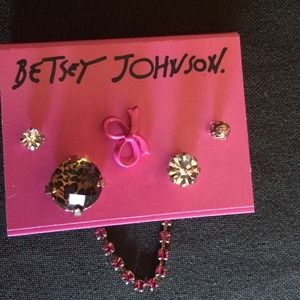 Earrings betsey Johnson