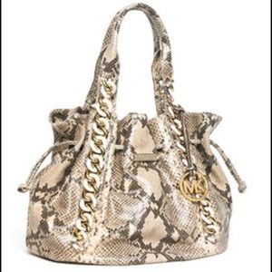 Michael Kors ID Chain Tote🌟🌟🌟