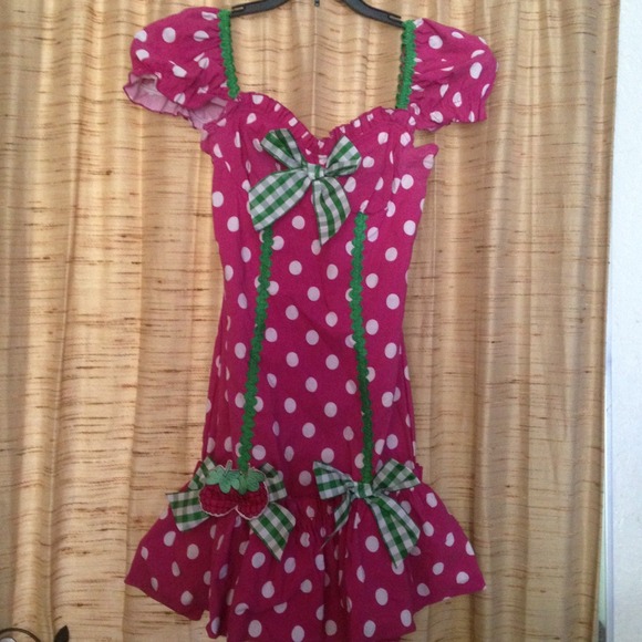 Raspberry girl costume