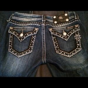 Miss me size 26! Great condition. Wore one time.