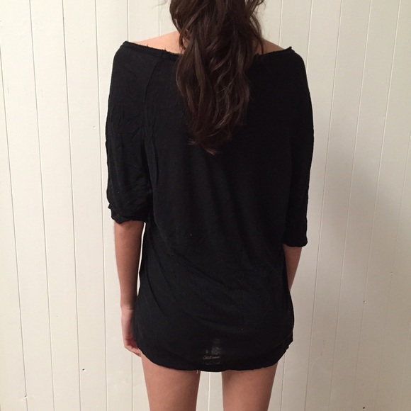 Scoop Neck Black Half Sleeve Shirt - Picture 3 of 3