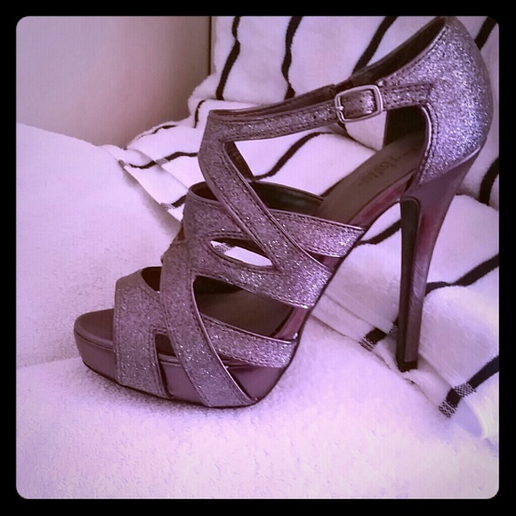 Sparkling strappy heels - Picture 1 of 4