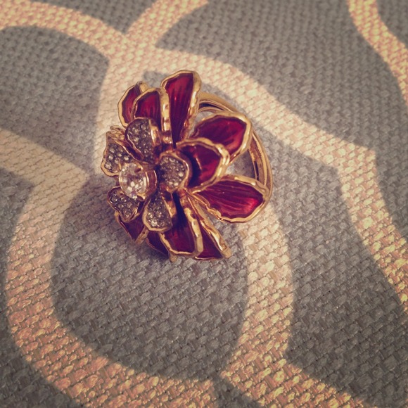 Juicy Couture Flower Ring