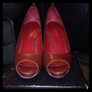 Banana Republic Peep toe shoes