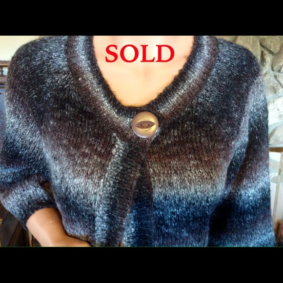 Multi- colored sweater cover all, Xl