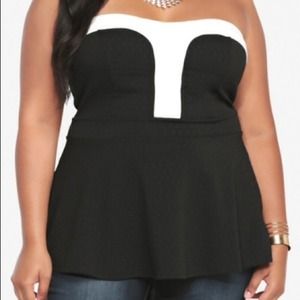 NWT black and white peplum top zip up back