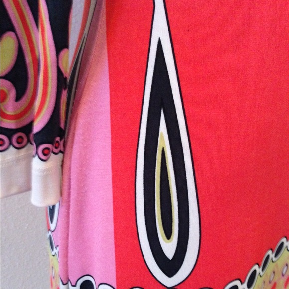 ❌SOLD❌SALE! Ali Ro bright abstract jersey dress - Picture 4 of 4