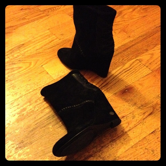 House of harlow 1960 wedges