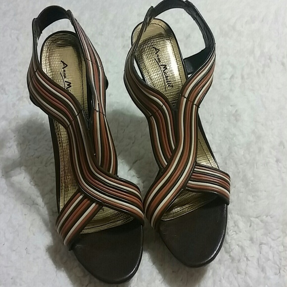 Open toe sling back heels