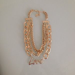 BaubleBar "Love" Chain 💕✨