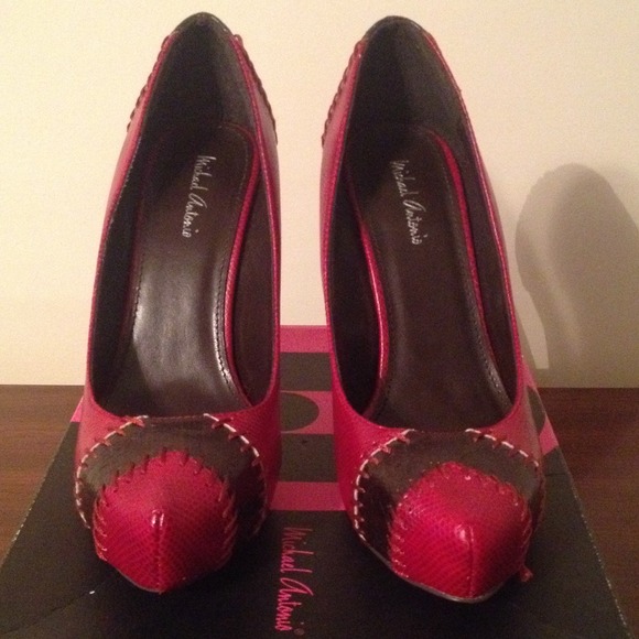 Red & Black Pumps!! Only Worn Twice!!