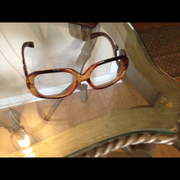 Fashion eyeglasses. Clear glass