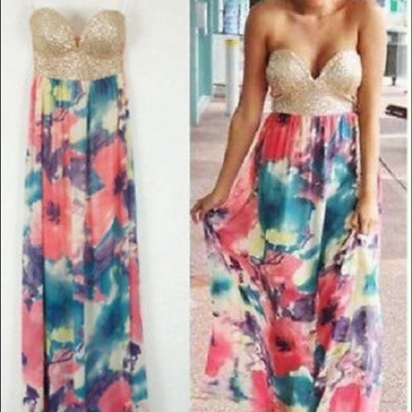 🚫SOLD🚫 Sheer Maxi Dress