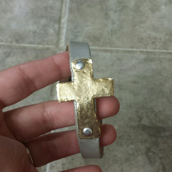 Gold cross bracelet