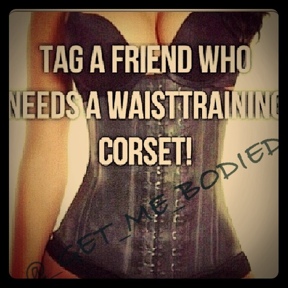 Waist training needs butt lifters 😎😍
