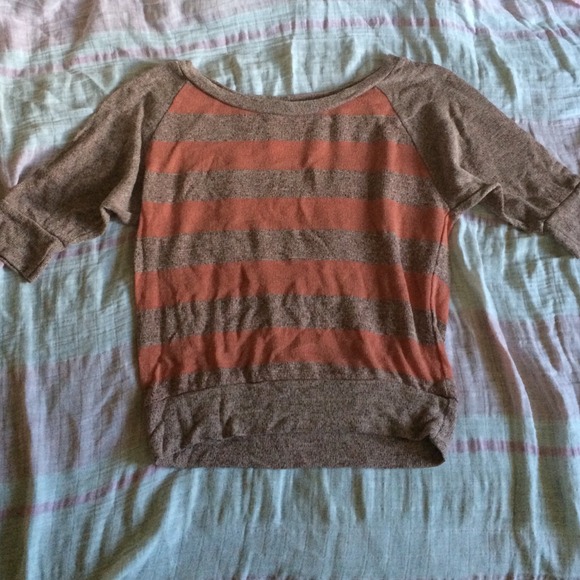 Sweaters - ✖️TRADED✖️