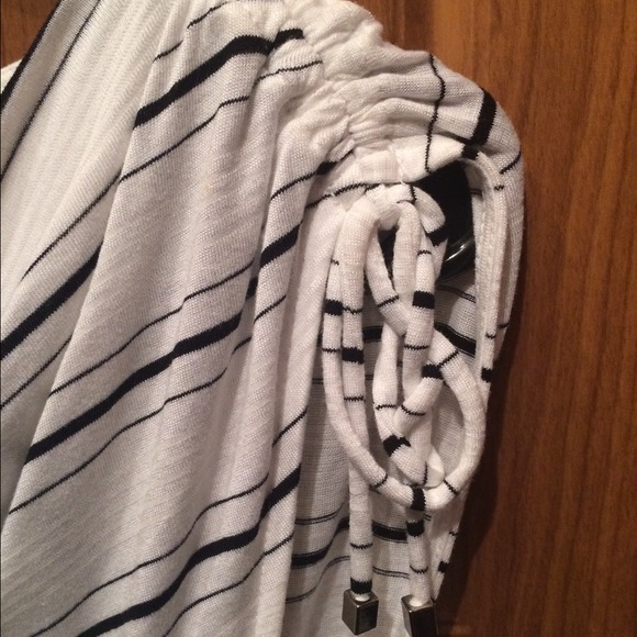 ✔️️Sold in bundle😊 - Picture 2 of 4