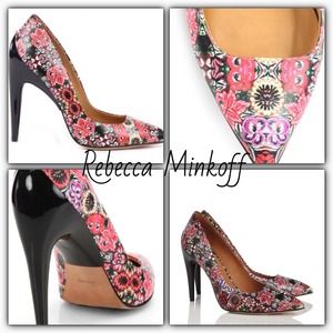 HOST PICK!!!NEW REDUCTION!! Rebecca Minkoff pump.