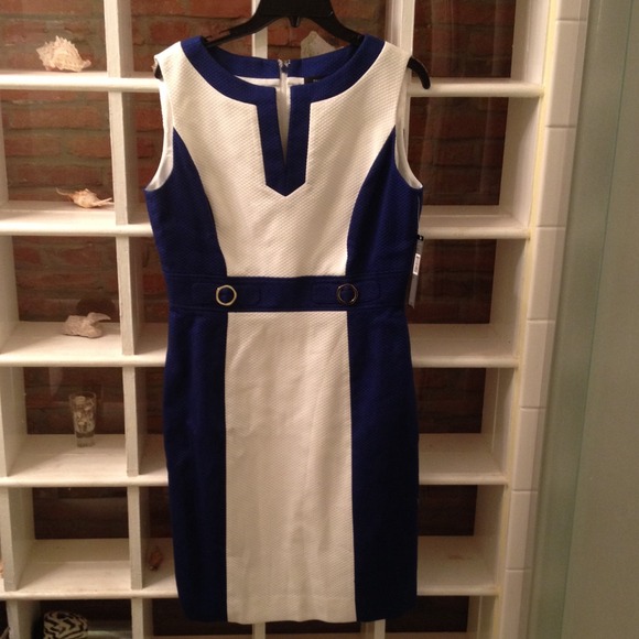🚫Tahari by ASL Daisy Dress **RESERVED**