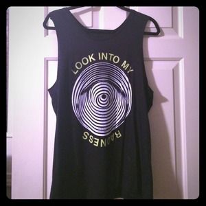 Urban Outfitters cut off Tee