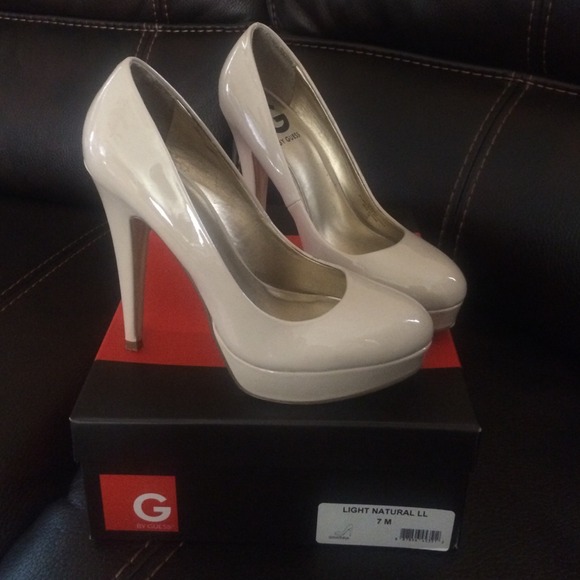 Reduced!!!!!Nude pumps!