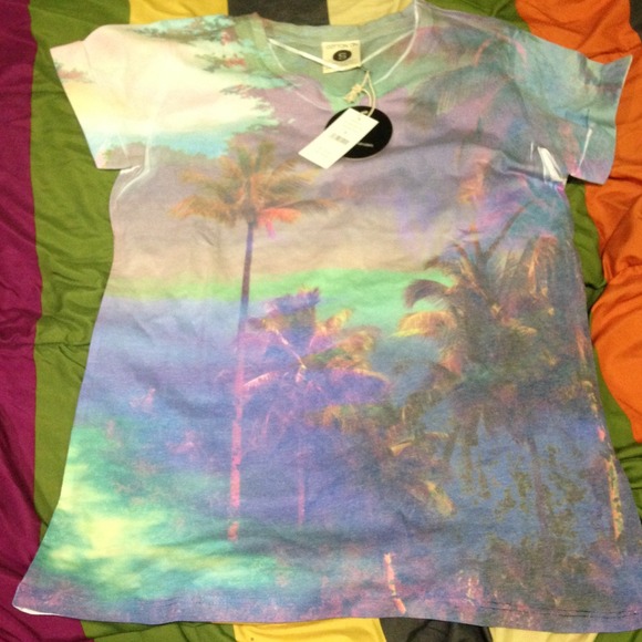 Cotton On Shirt ... New!