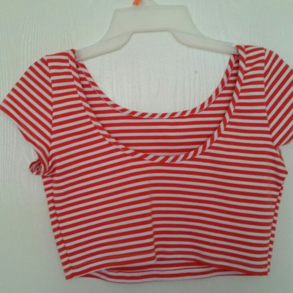 Cropped tops