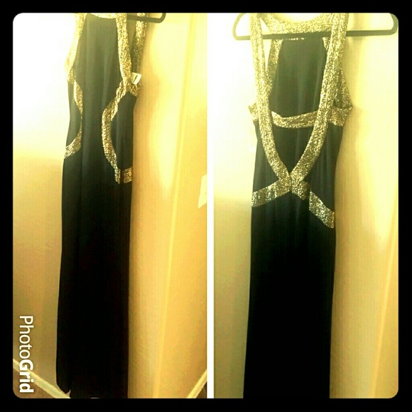 Dress, it's a junior large but it can fit med.