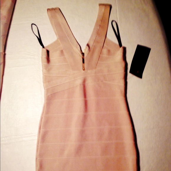 Bebe dress - Picture 3 of 4