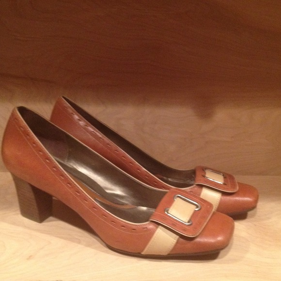 Chestnut and cream color work shoes